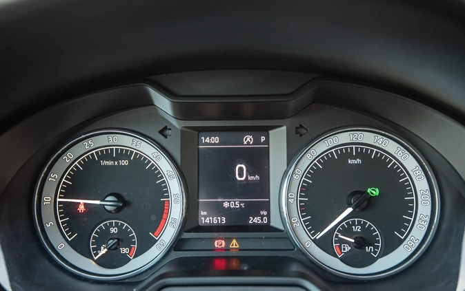 Skoda Octavia cena 64900 przebieg: 142000, rok produkcji 2018 z Susz małe 562